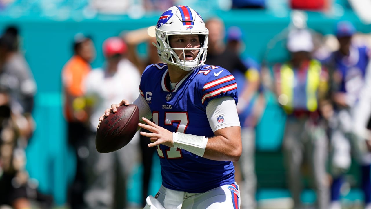 Josh Allen dots Stefon Diggs for 17-yard gain, Bills vs. Dolphins