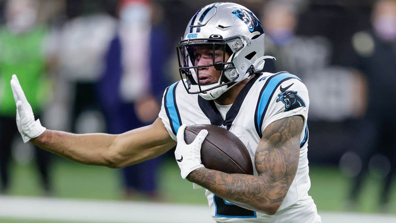 Busy Panthers extend WR D.J. Moore, add 4 free agents