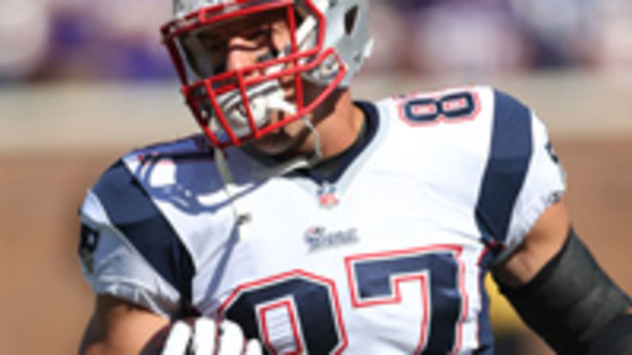 Gronkowski-Rob-140918-SL.jpg