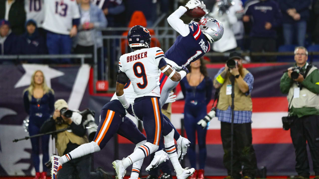 New England Patriots' DeVante Parker runs for a touchdown during the first  half of an NFL football game Sunday, Oct. 2, 2022, in Green Bay, Wis. (AP  Photo/Morry Gash Stock Photo - Alamy