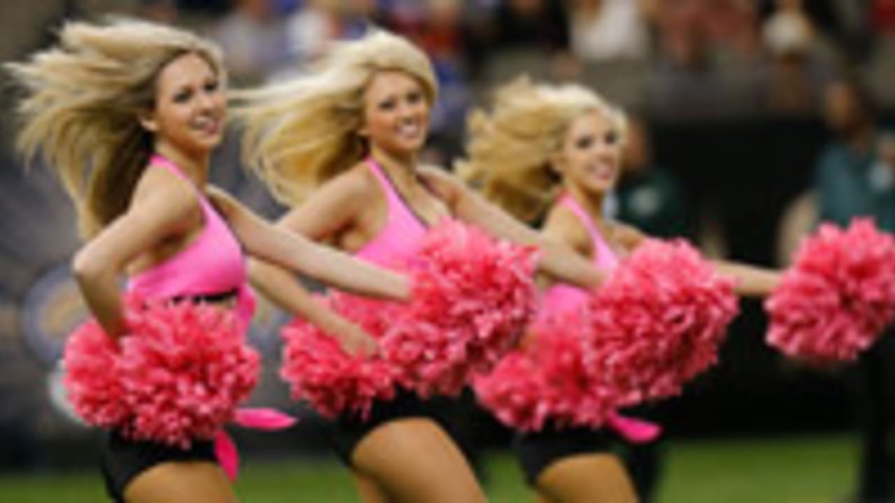 NFL Cheerleaders 2018 Week 8 photos