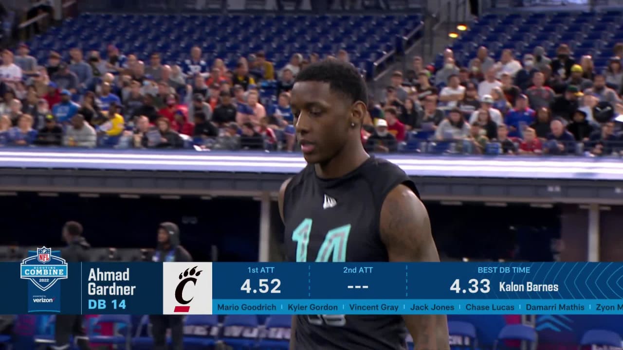 Sauce Gardner runs 40-yard dash at 2022 combine