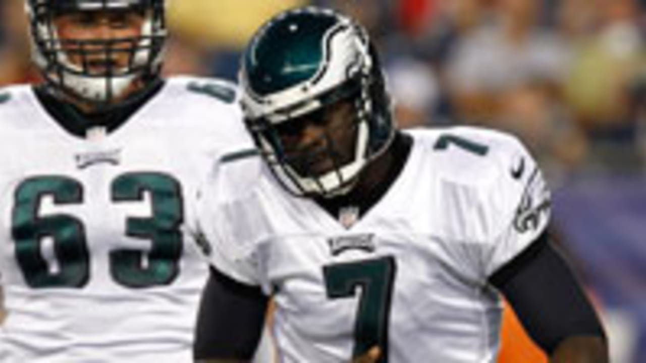 michael-vick-120821-spot.jpg
