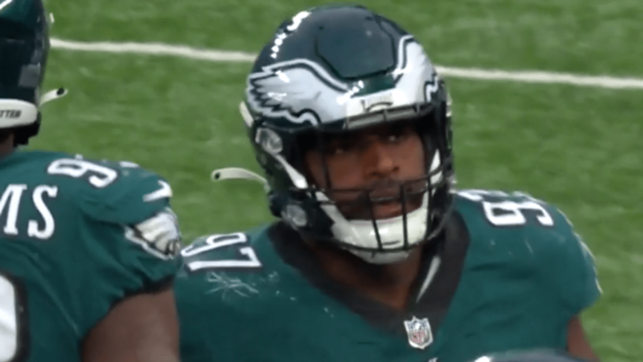 Philadelphia Eagles defensive tackle Javon Hargrave (97) in action against  the New York Giants during an NFL football game, Sunday, Jan. 8, 2023, in  Philadelphia. (AP Photo/Rich Schultz Stock Photo - Alamy