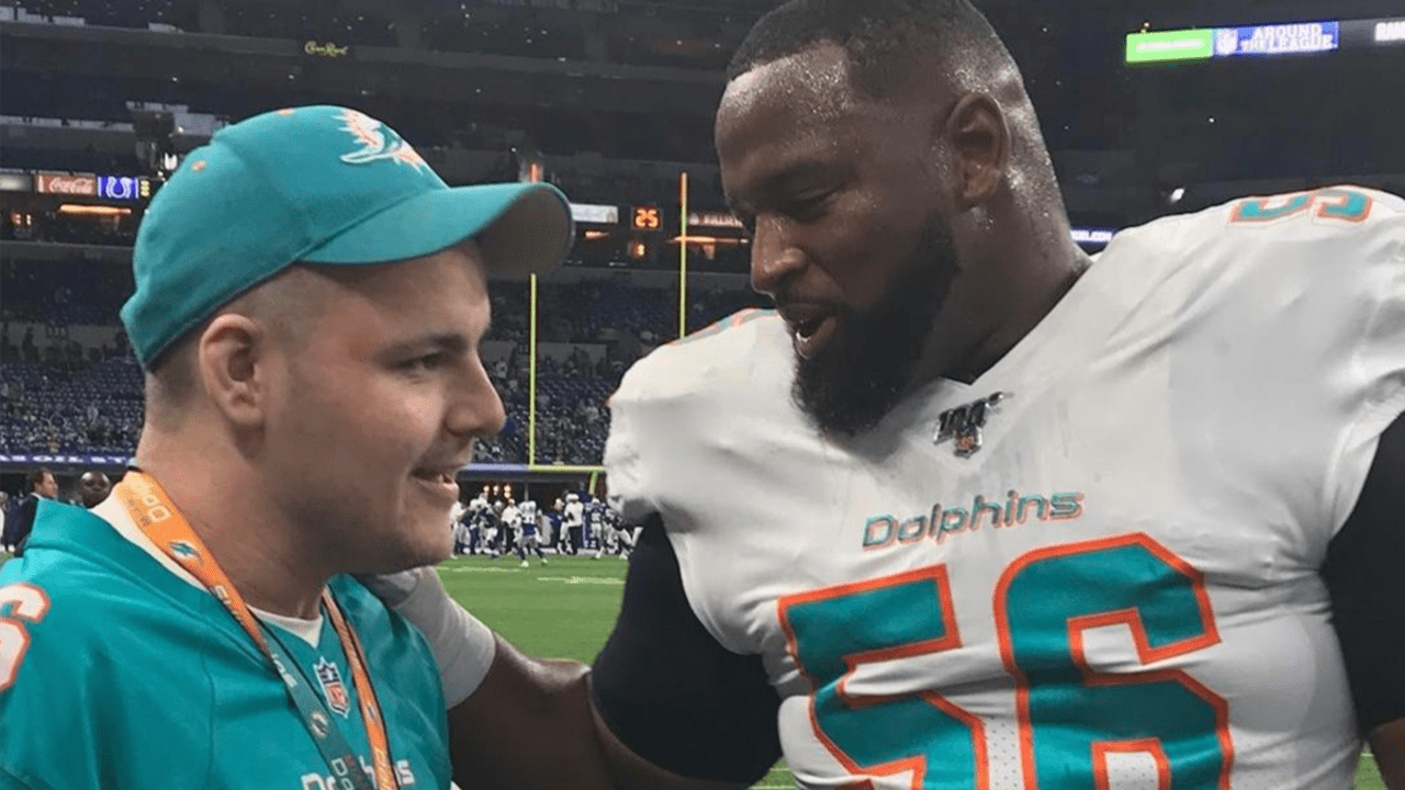 Teacher's Reddit post becomes amazing Dolphins story