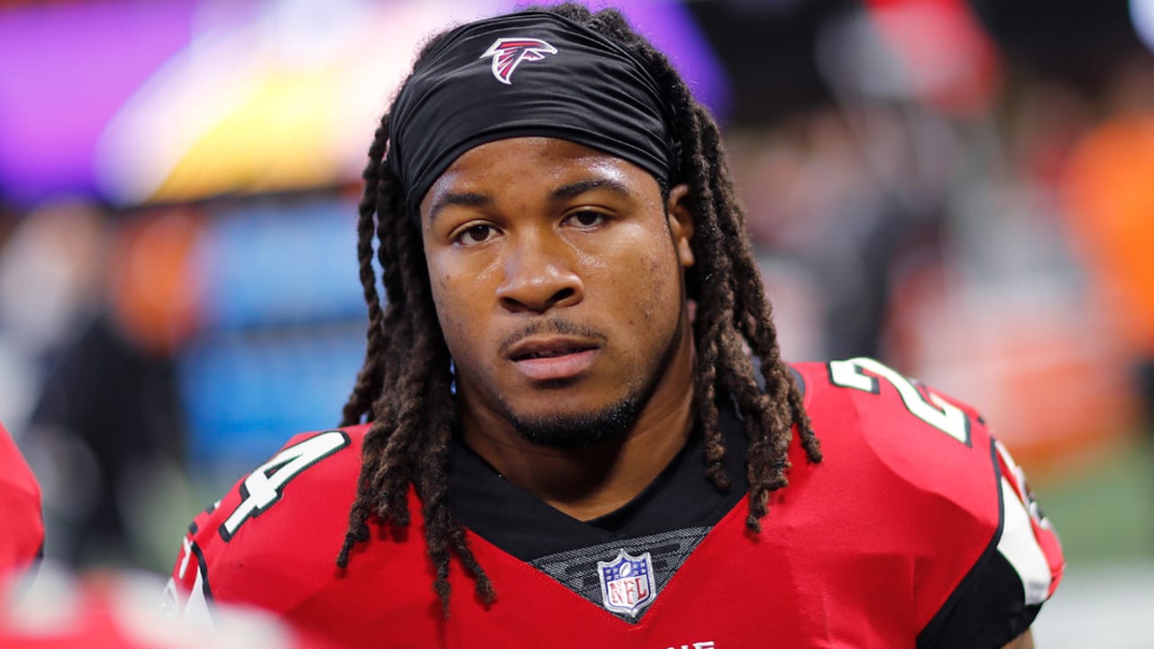 Falcons RB Devonta Freeman ruled out for Sunday