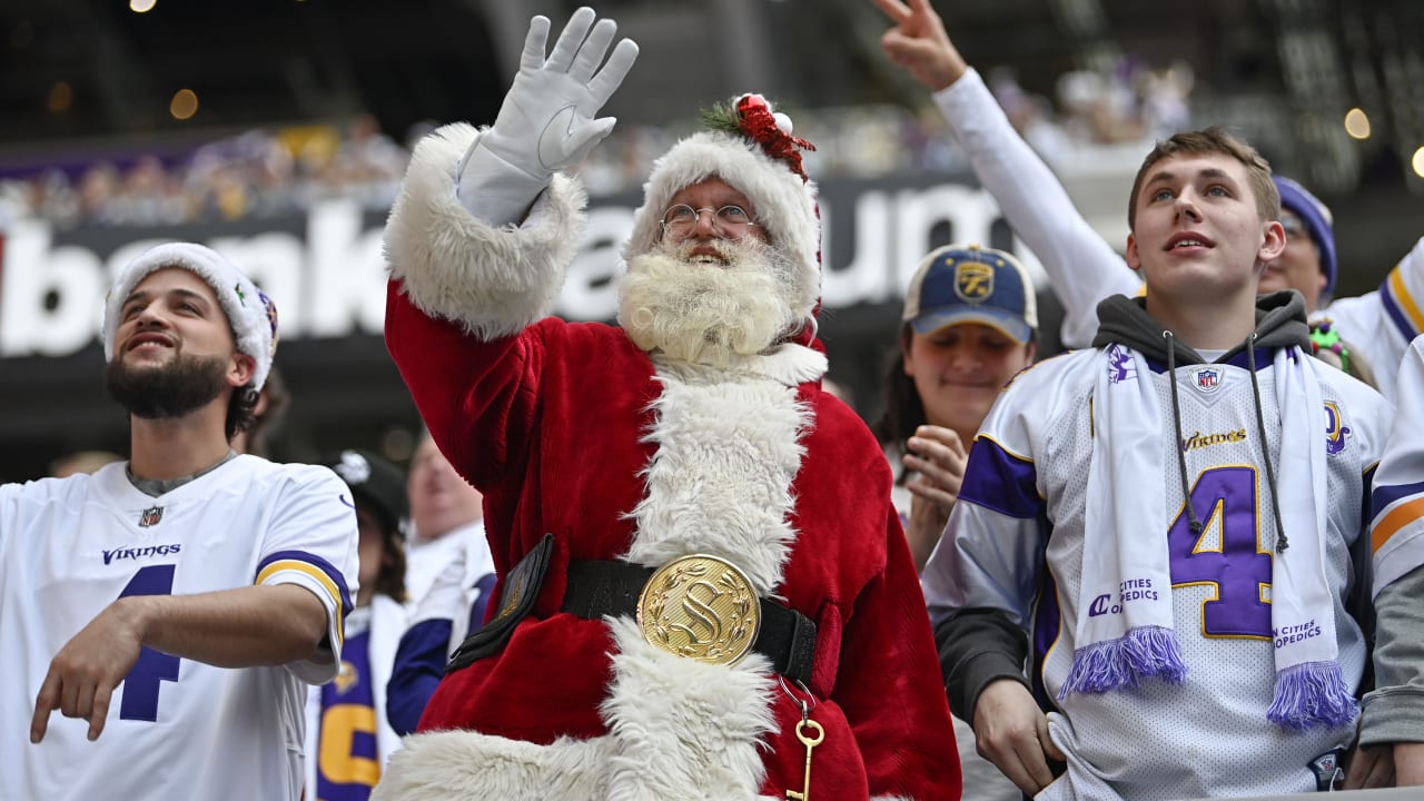 2022 NFL Season: Players and Fans Celebrate the Holidays