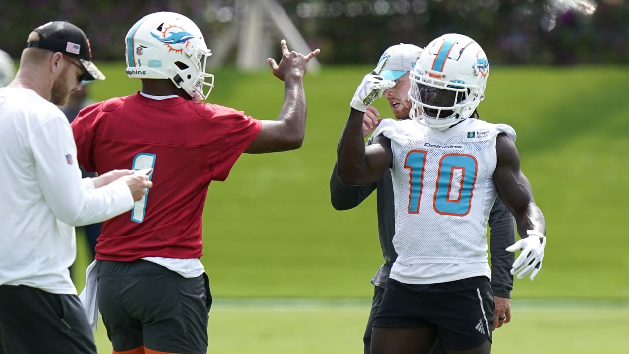 Tua Tagovailoa,Tyreek Hill