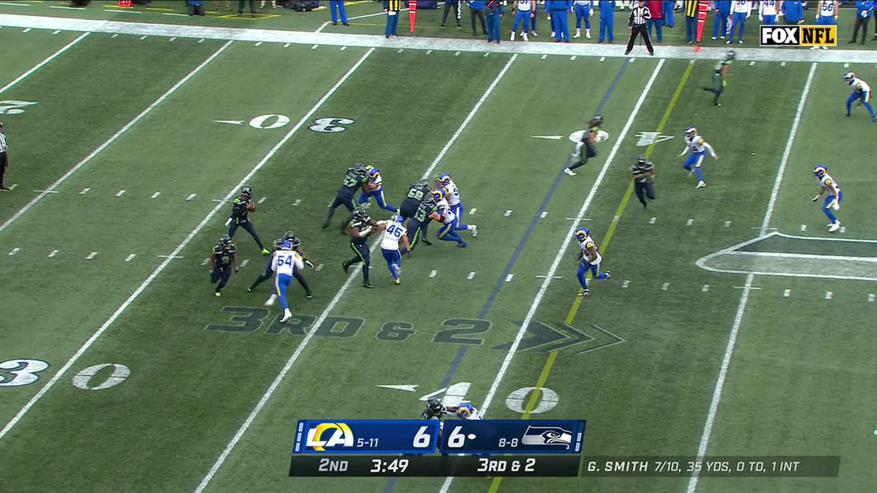 Los Angeles Rams rookie safety Quentin Lake drops would-be pick-six on ...