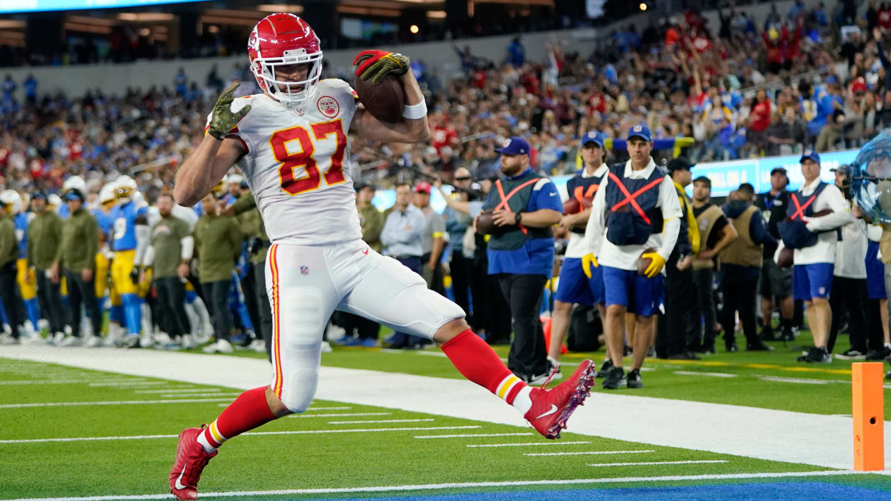 Kansas City Chiefs tight end Travis Kelce imitates Pro Football