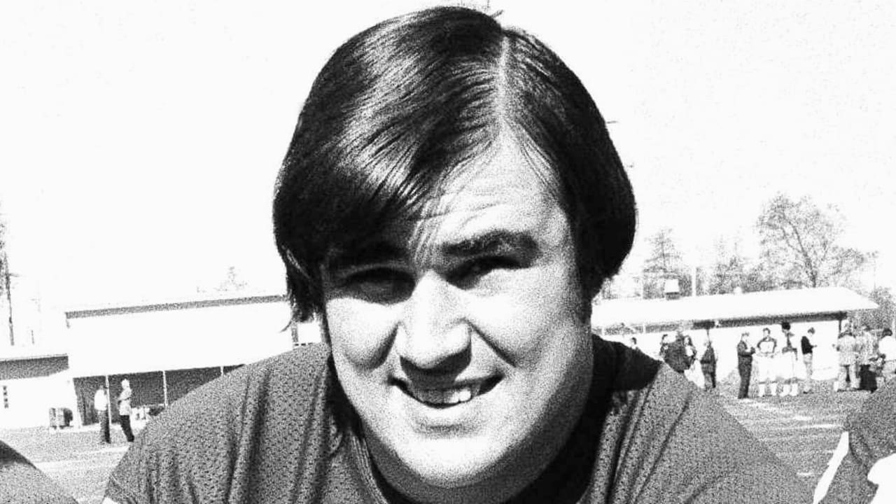 Doug Sutherland, part of Minnesota Vikings' Purple People Eaters defensive  line, dies at age 73 - ESPN