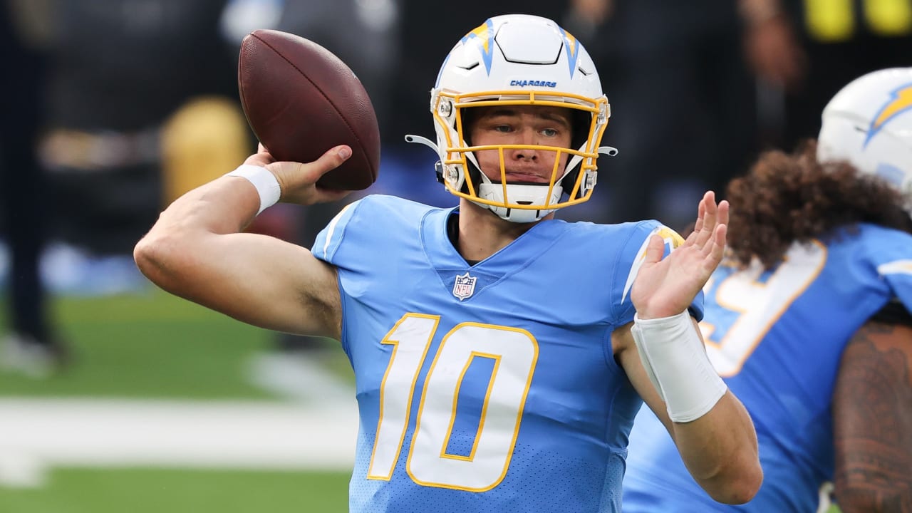 Fantasy Football Start 'Em Sit 'Em 2022 NFL Week 12: Quarterback rankings