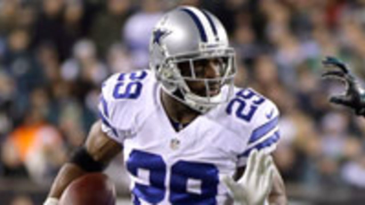 demarco murray-141217-Spot.jpg