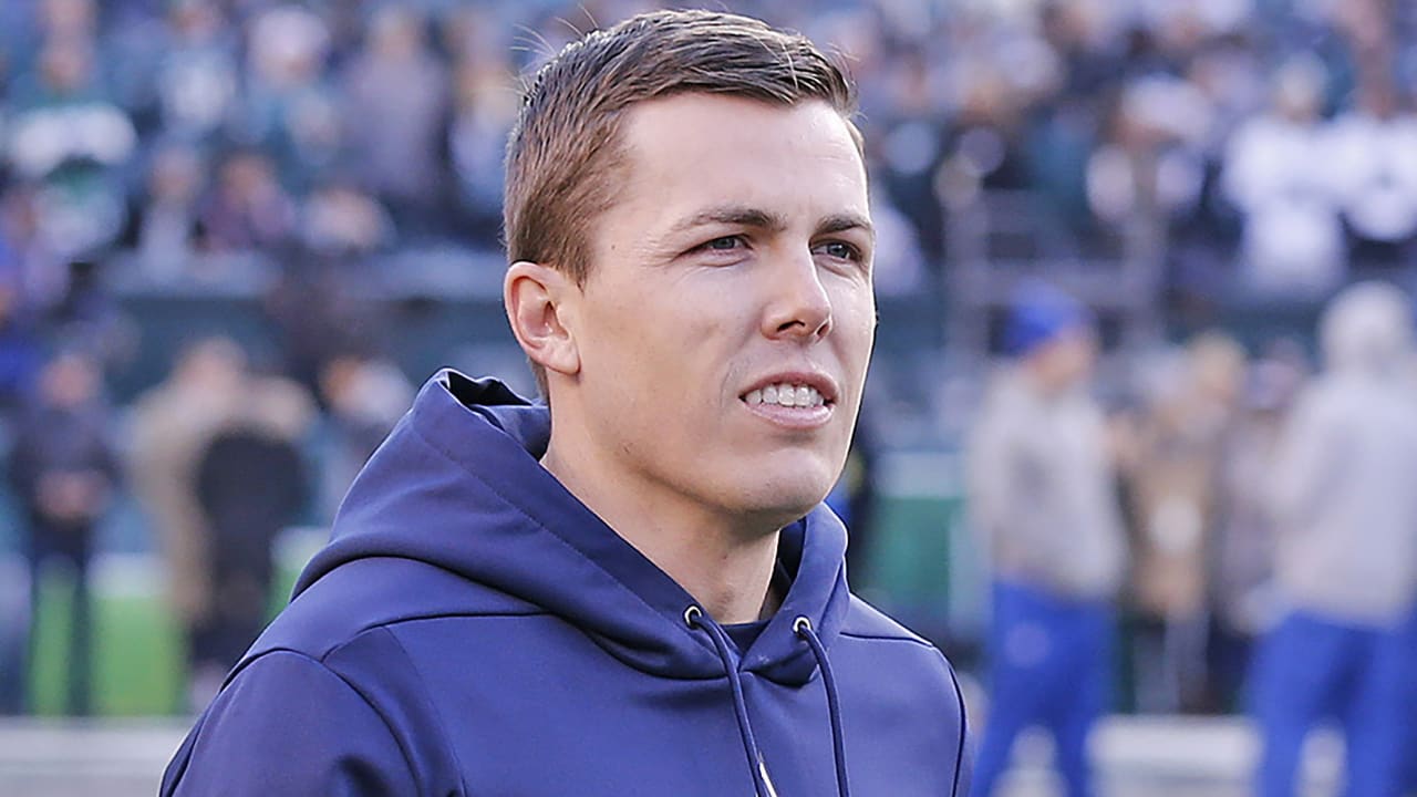 Carolina Panthers request to interview Cowboys OC Kellen Moore