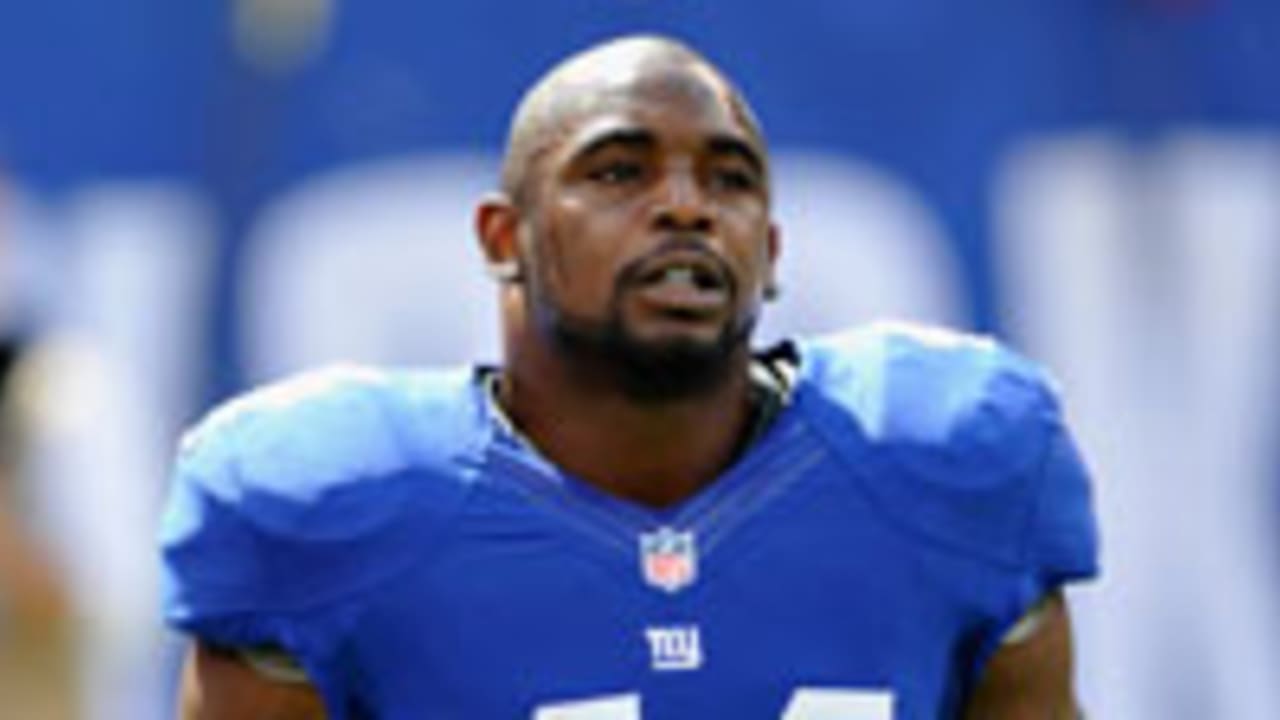 ahmad-bradshaw-spot_120926.jpg