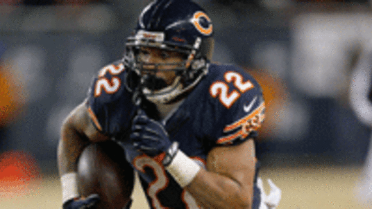 chicago-bears-on-the-prowl-for-running-back-help