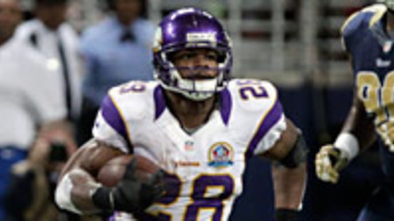 Vikings' Adrian Peterson 'really needs a quarterback,' Eric Dickerson says  – Twin Cities