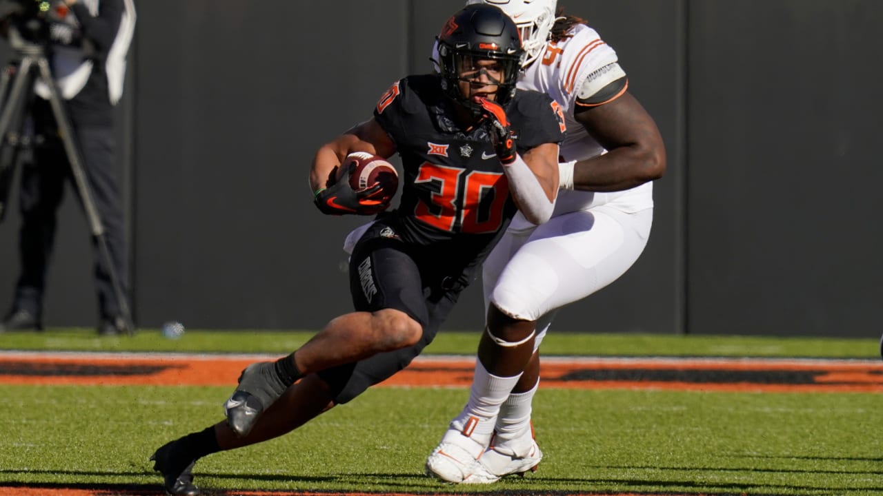 Panthers pick Oklahoma State RB Chuba Hubbard at No. 126