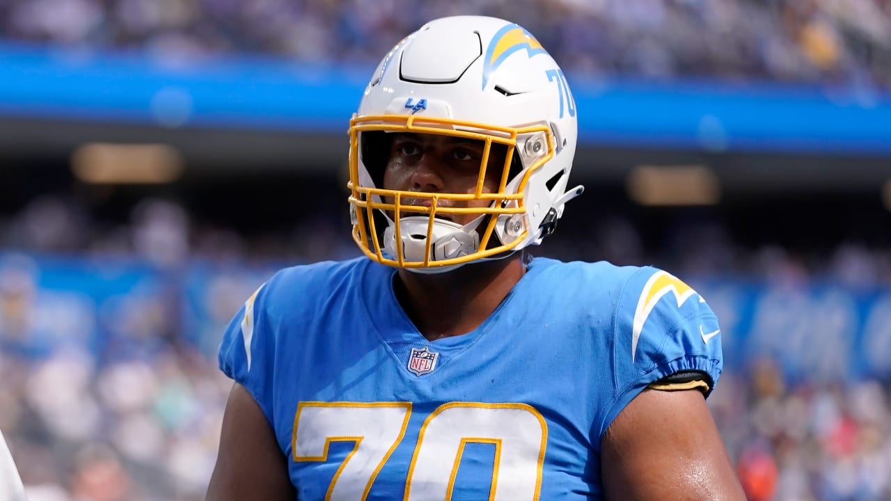 Chargers LT Rashawn Slater (biceps) expected to miss rest of 2022