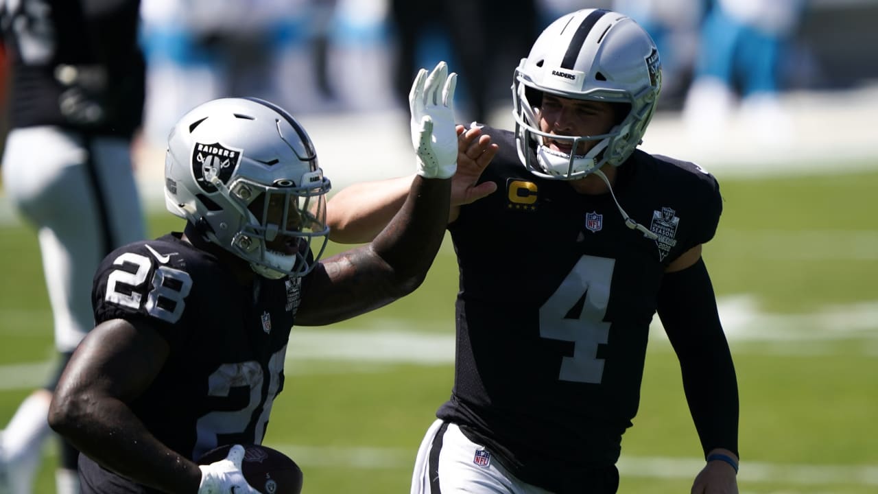 Las Vegas Raiders running back Josh Jacobs rushes for a 1yard touchdown.