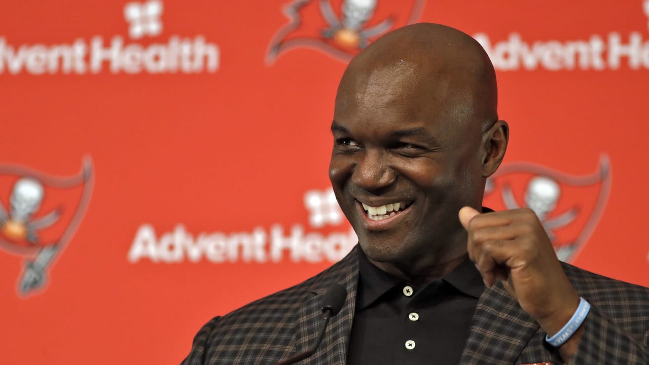 Report: Buccaneers sign DC Bowles to new 3-year deal