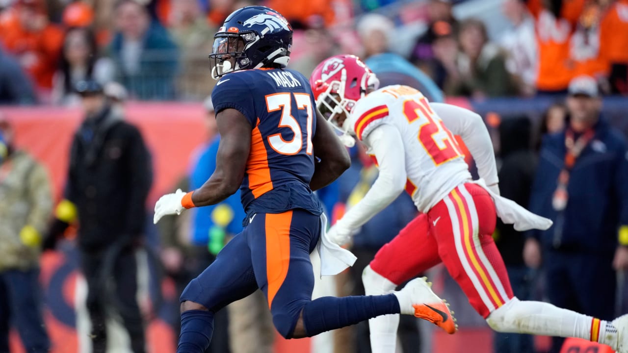 Can't-Miss Play: Denver Broncos running back Marlon Mack takes a HB-screen  catch for a 66-yard touchdown