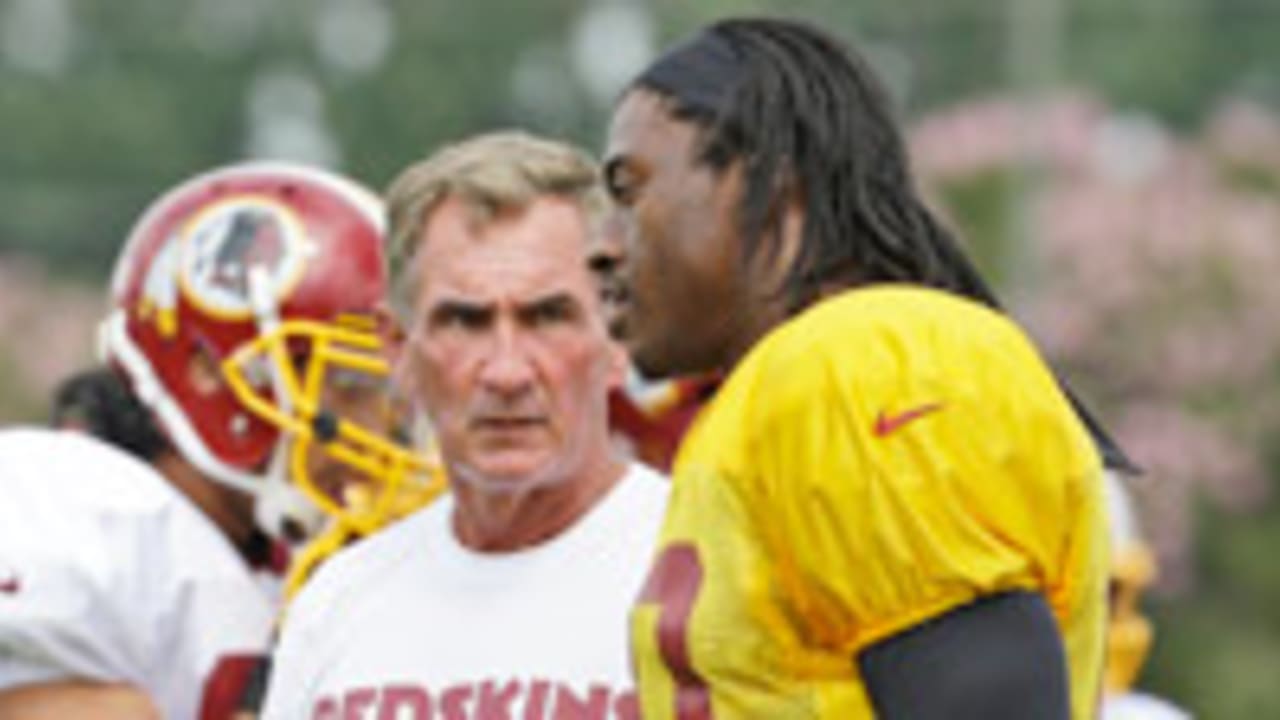 Shanahan-Griffin-sl-130829.jpg