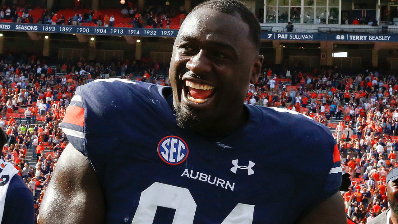 Auburn football player from Mobile prepares for NFL Draft