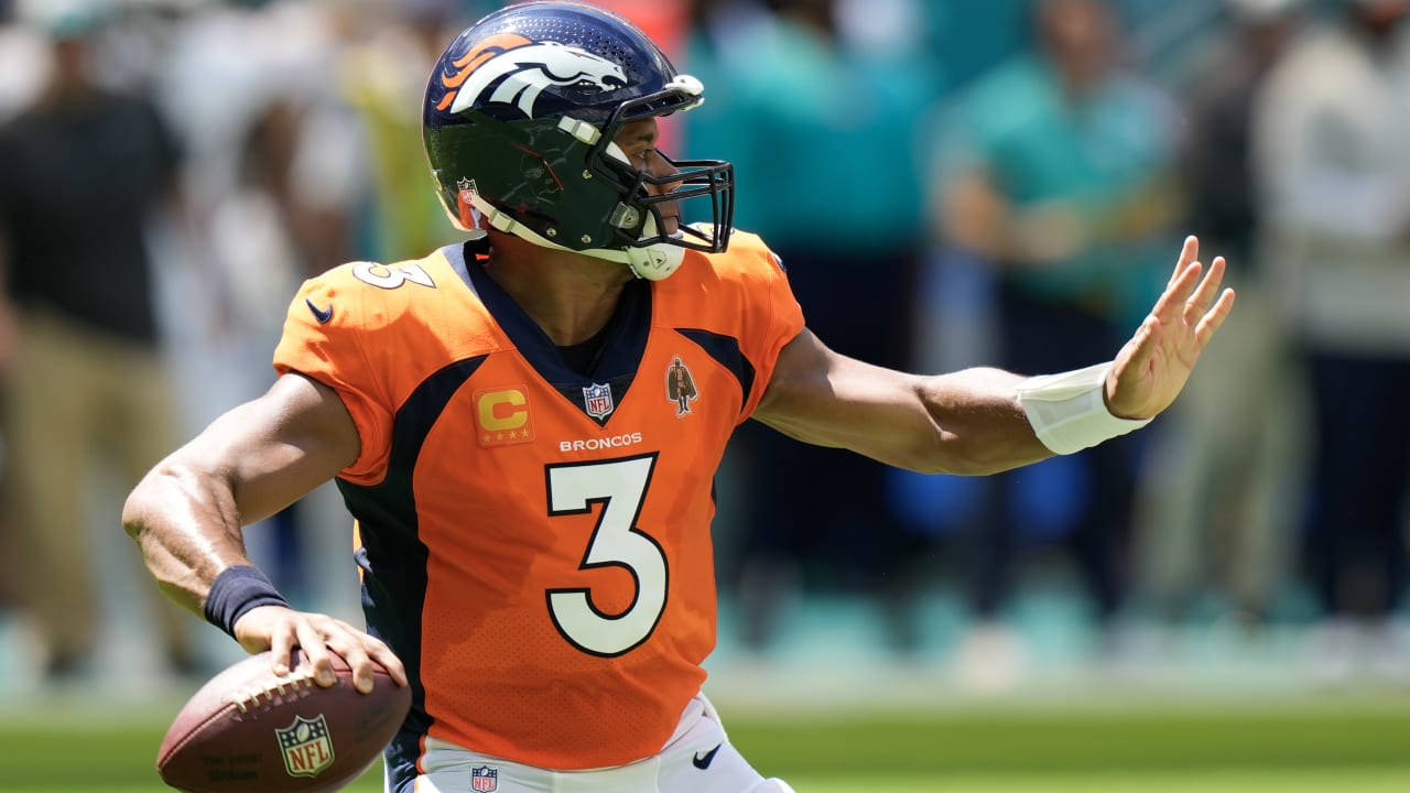 Can't-Miss Play: Denver Broncos quarterback Russell Wilson cooks up magical  12-yard TD to wide receiver Courtland Sutton