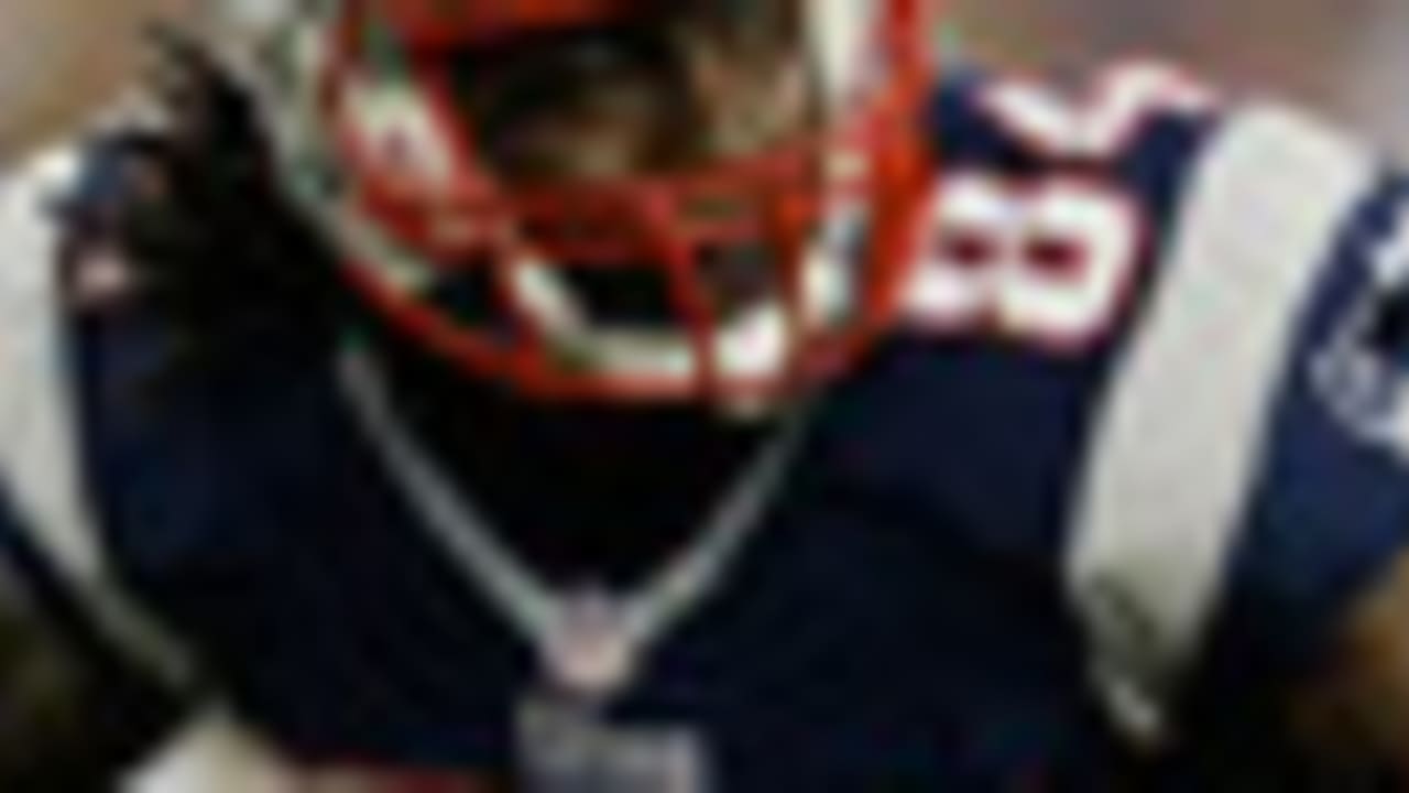 deion-branch-120831-65x90.jpg