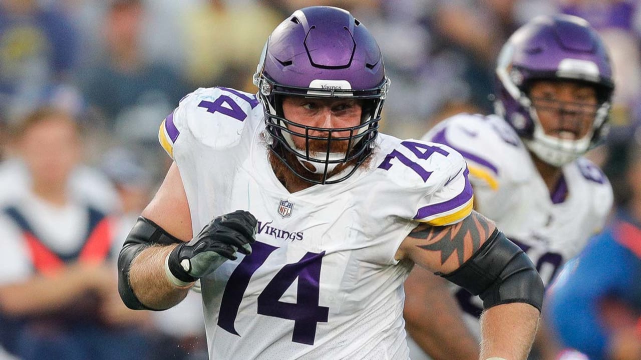 Minnesota Vikings to release offensive guard Mike Remmers