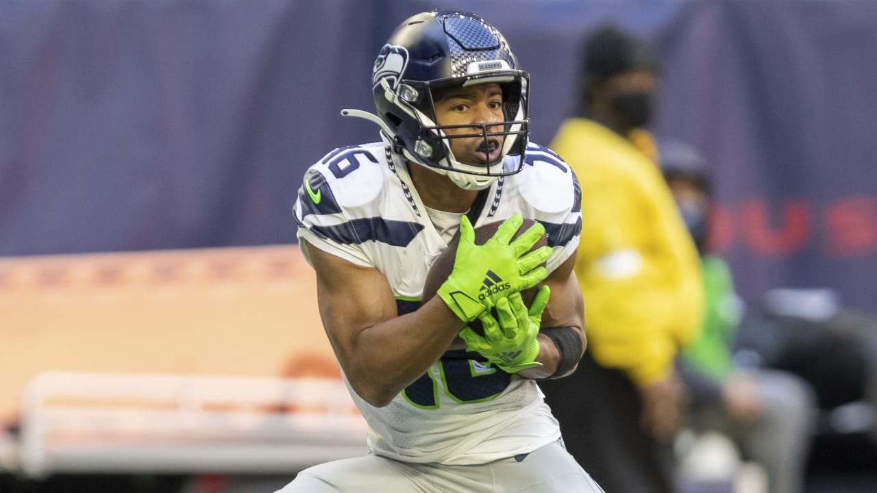 Is Tyler Lockett Playing Today vs. Giants? Fantasy Options With Seahawks WR