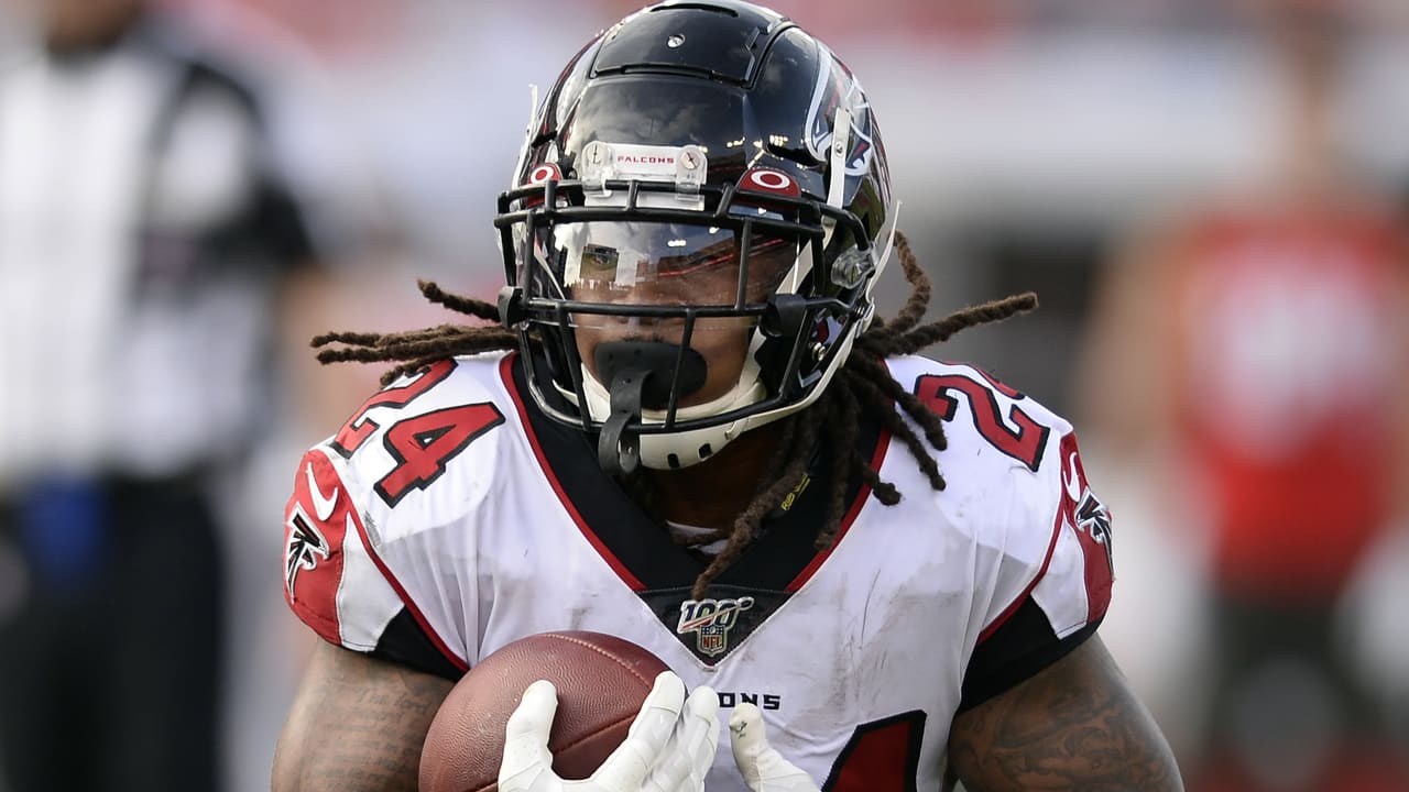 Tennessee Titans should sign former Atlanta Falcons RB Devonta Freeman