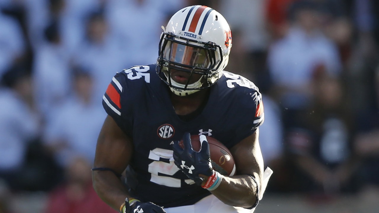 Peyton Barber-160224-Spot.jpg