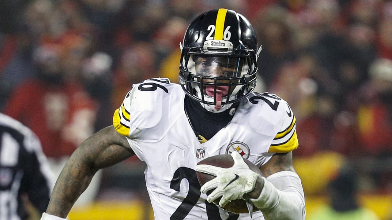 leveon-bell-170824-SPOT.jpeg