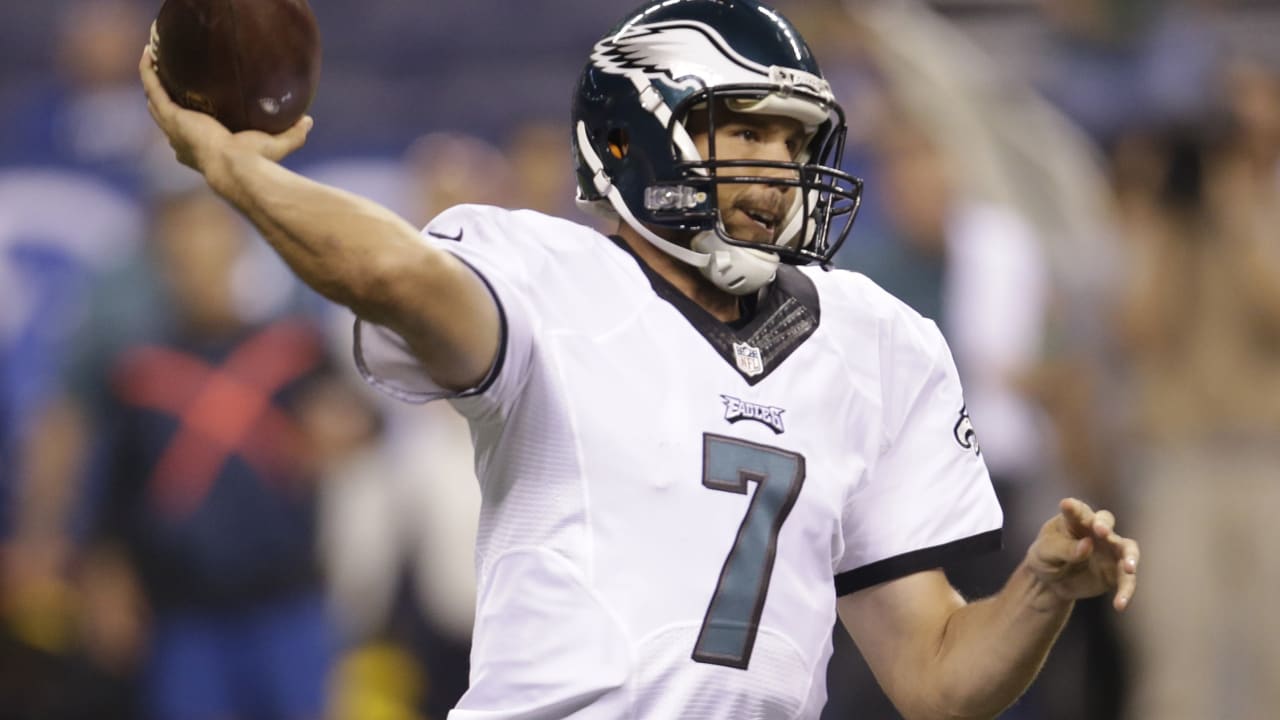 Vikings acquire QB Sam Bradford from Eagles