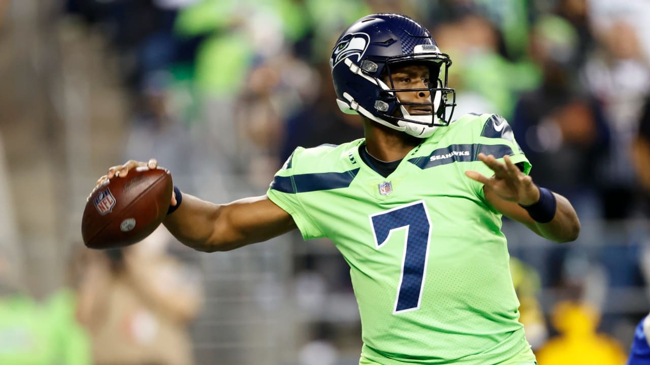 Seattle Seahawks QB Geno Smith Returns vs. New York Giants