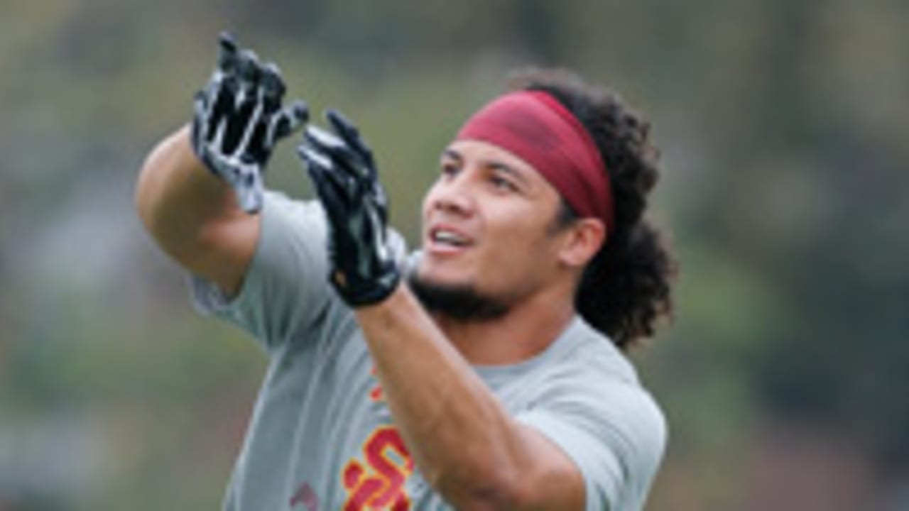 Jr-Tavai-150312-sl.jpg