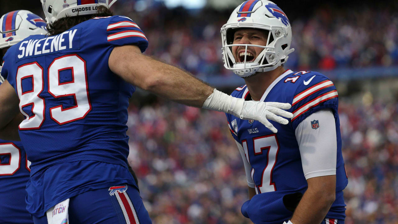 Buffalo Bills quarterback Josh Allen's 18-yard TD pass to wide receiver  Gabe Davis caps Bills' opening drive