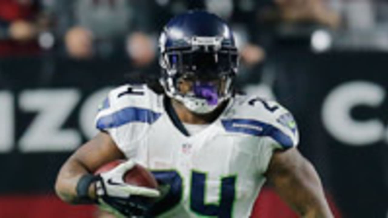 Marshawn Lynch scores TD in return with Seahawks, doused in Skittles