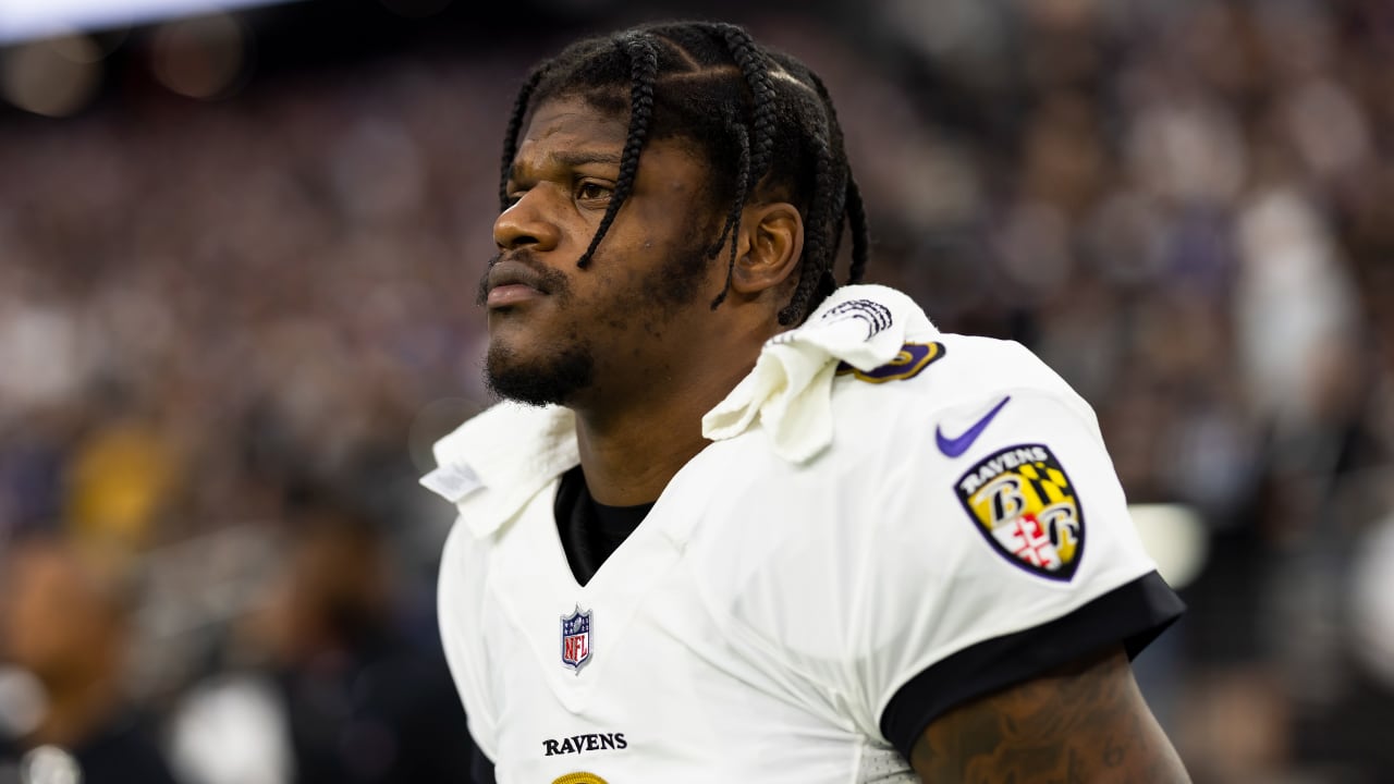 Lamar Jackson injury: Ravens coach John Harbaugh says playoff seeding won't  impact when QB returns 