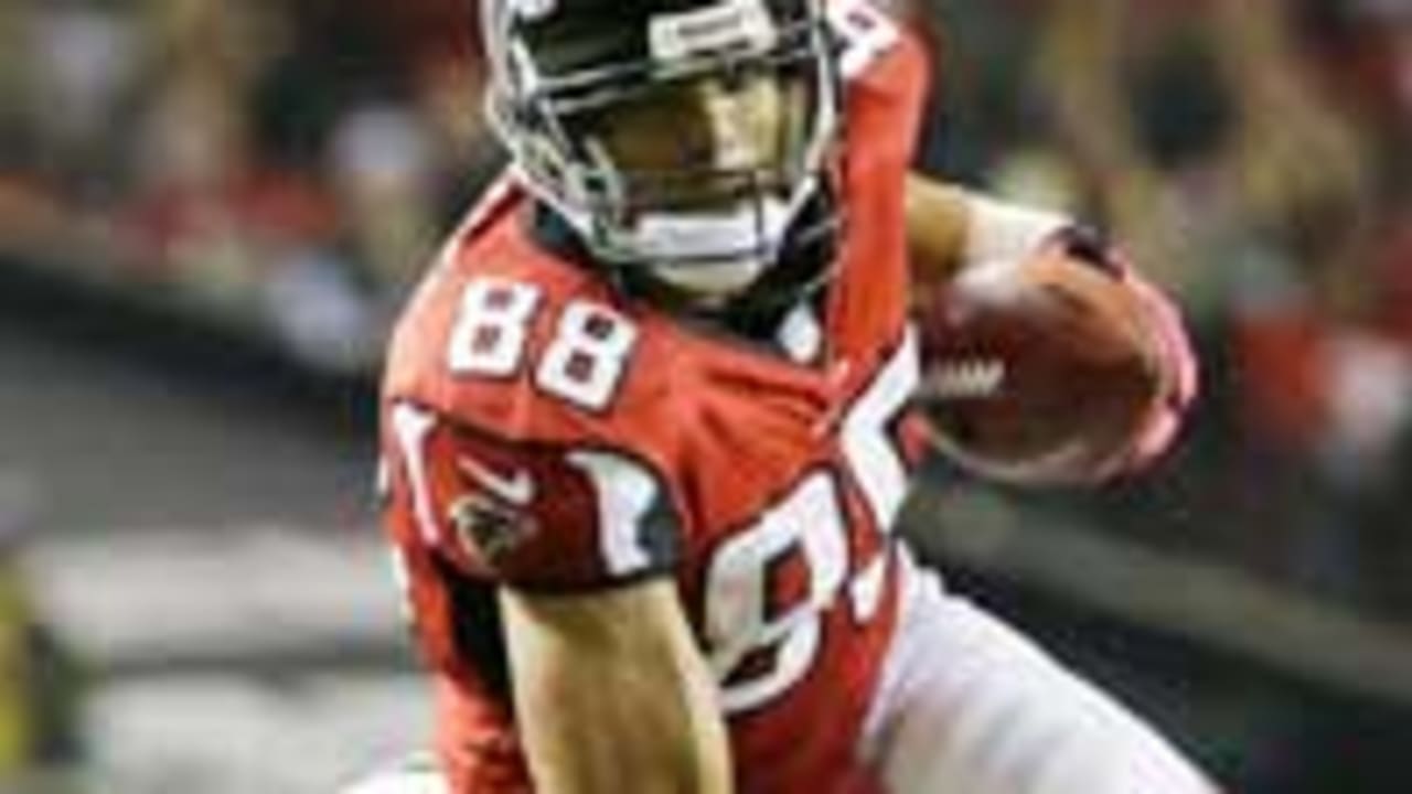 Tony-Gonzalez-sl-131008.jpg