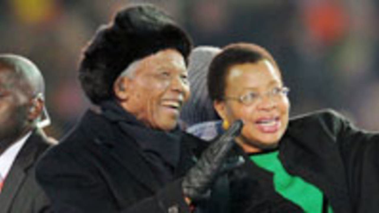 Nelson-Mandela-sl-131205.jpg