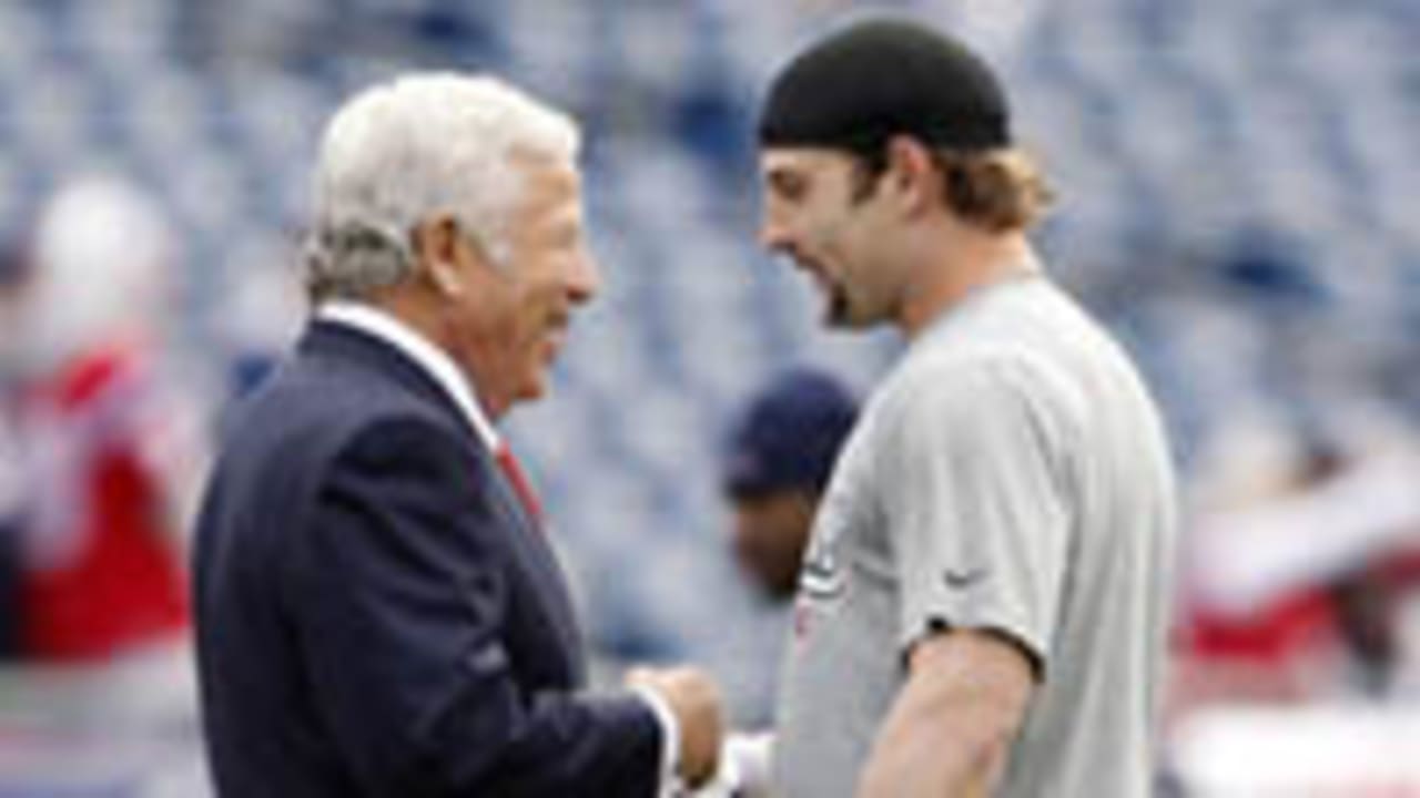 robert-kraft-wes-welker-031813-spot.jpg