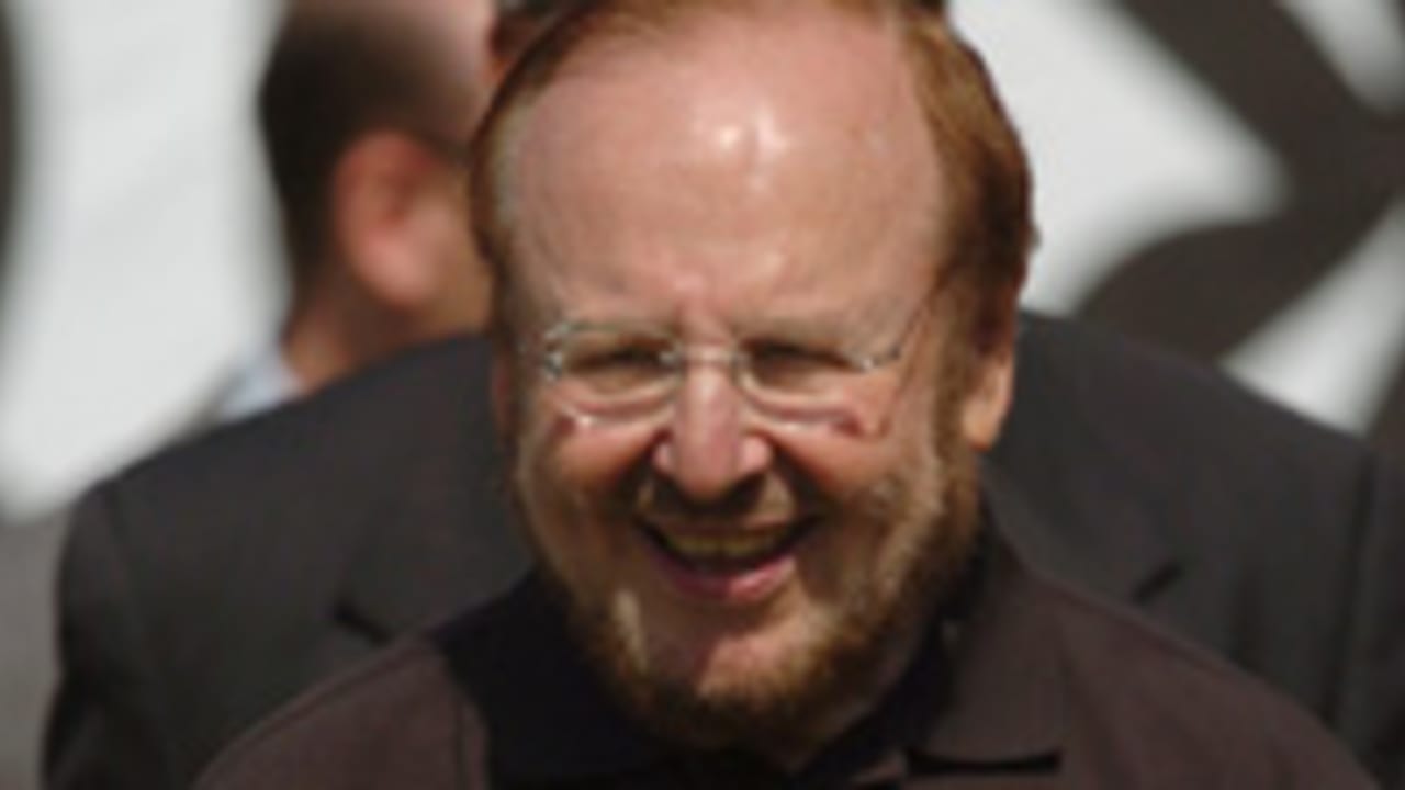 Tampa Bay Buccaneers owner Malcolm Glazer dies - Los Angeles Times