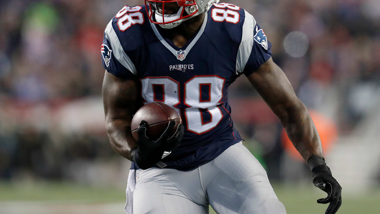 Patriots Rumors: TE Martellus Bennett wants to come out of