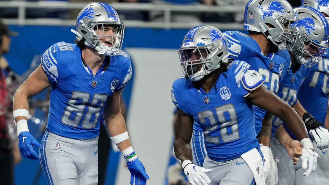 Hat-trick TD! Detroit Lions running back David Montgomery's third score of  night comes in fourth quarter