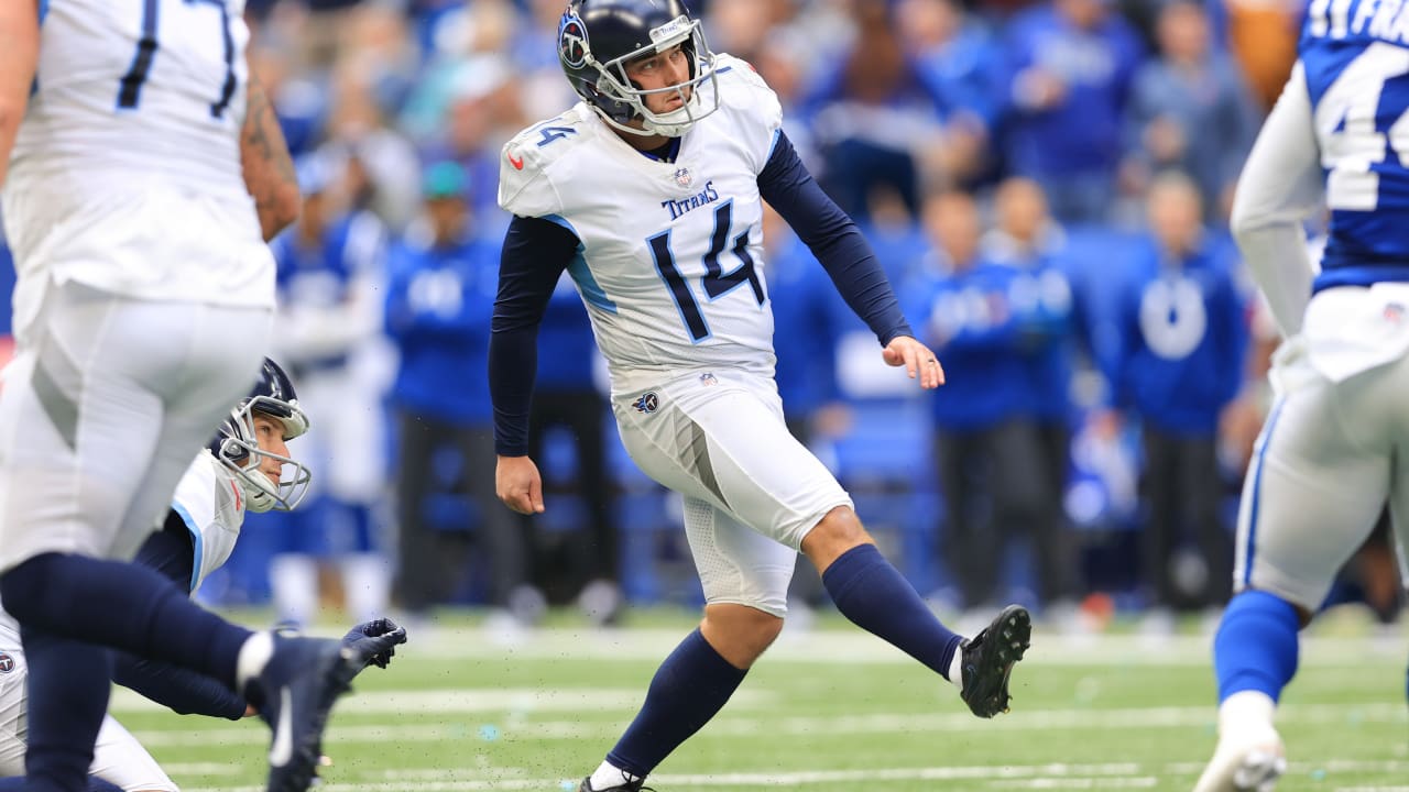 Titans re-sign veteran K Randy Bullock