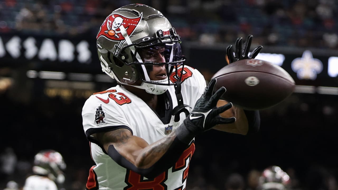 Tampa Bay Buccaneers wide receiver Deven Thompkins' Superman dive secures  quarterback Baker Mayfield's TD pass