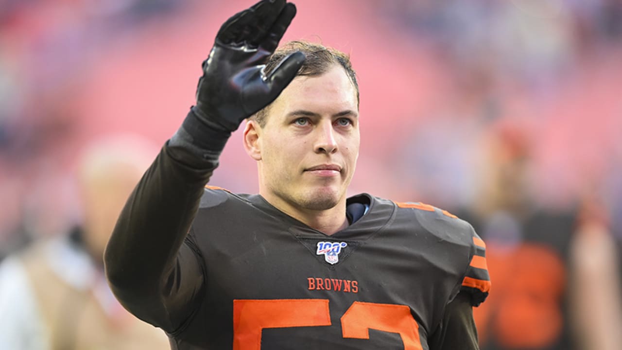 Browns LB Joe Schobert named AFC Defensive Player of the Week